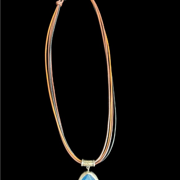 Vintage Silpada Leather and Blue Stone Necklace - Picture 5 of 6